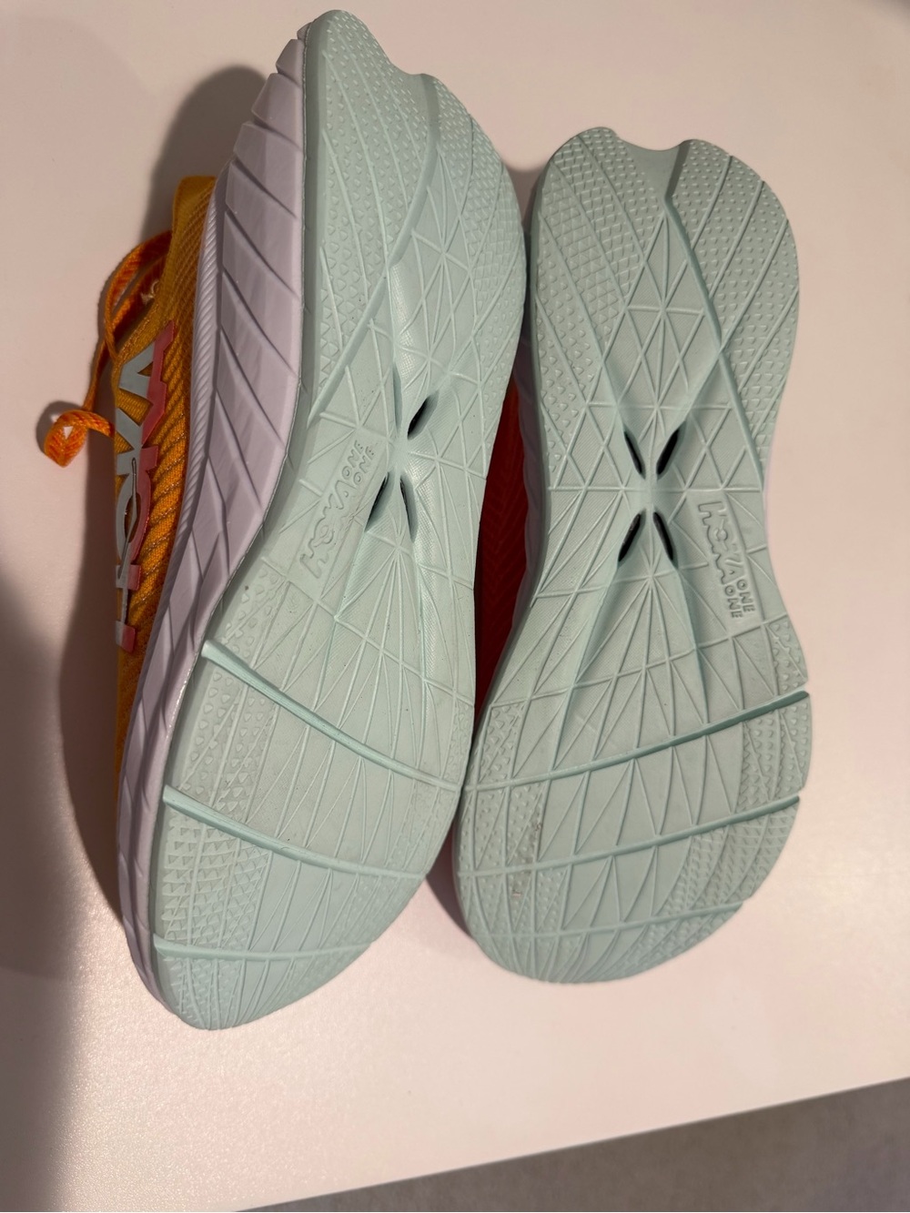 Brand New! Hoka Carbon X Performance Running Shoe Size 9 - Picture 5 of 6